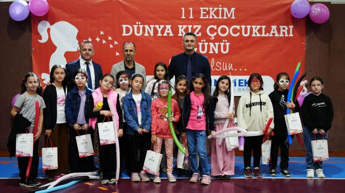 11 EKİM DÜNYA KIZ ÇOCUKLARI GÜNÜ KUTLU OLSUN...